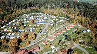 Ferienpark Perlsee Ferienhäuser, Camping, Mobilheime in Waldmünchen