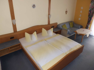 Gasthof-Metzgerei-Pension Schierlitz in Rimbach