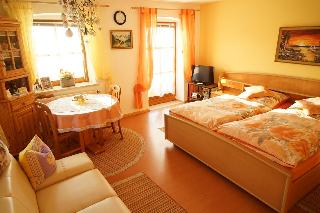 Haus am Waldrand - Ferienwohnung Augustin in Grafenau