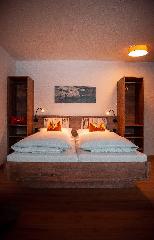 Gasthof Zum Wirt / Ferienwohnung Hohenbogenblick in Neukirchen b.hl.Blut