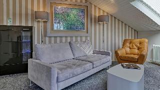 Suit‘ & Frühstück Zum Latschen (Nur Erwachsene/Adults Only, Netflix) in Mauth