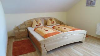 Ferienhaus Corinna / Ferienwohnungen in Kirchdorf i. Wald