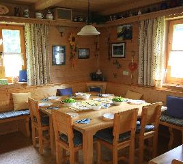Ferienhaus Corinna / Ferienwohnungen in Kirchdorf i. Wald